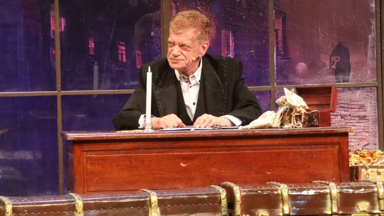 Τάκης Παπαματθαίου: «Είναι δυνατόν στην εποχή μας να είναι τόσο εξευτελιστικό το επάγγελμα του ηθοποιού;»