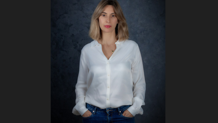 Βίκυ Βολιώτη: Γιορτάζει την Παγκόσμια  Ημέρα της Γυναίκας στο Εθνικό Θέατρο με μια συζήτηση για την έμφυλη βία 