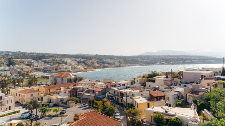 Πάσχα στην Ελλάδα: 6 προορισμοί για την ταξιδιωτική σας λίστα