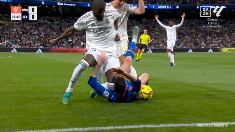 Ξέσπασμα Ντιέγκο Ρίκο κατά Ρούντιγκερ: «Πήγε να μου διαλύσει το πρόσωπο επίτηδες, αν ήμουν εγώ θα έτρωγα 10 αγωνιστικές!»
