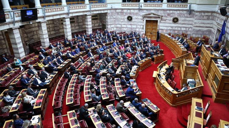 Ψηφοφορία θρίλερ για την επιστολική των Απόδημων Ελλήνων