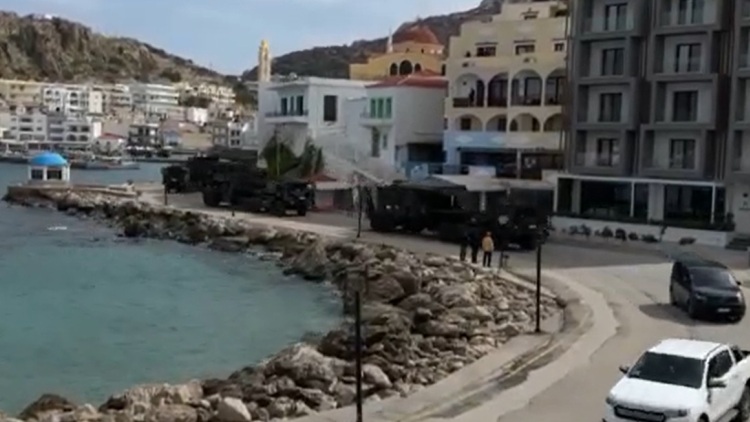 Βίντεο: Έφτασαν στην Κάρπαθο οι πύραυλοι Patriot