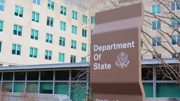 Οι ΗΠΑ εξέδωσαν οδηγία για την απομάκρυνση του μη απαραίτητου προσωπικού από την αμερικανική πρεσβεία στην Κύπρο
