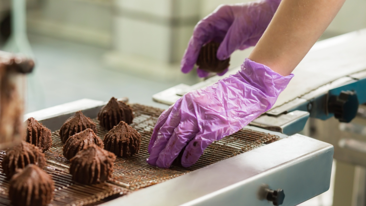 Βιομηχανίες ζαχαρωδών: Αυξήσεις άνω του 20% με τη νέα συλλογική σύμβαση εργασίας