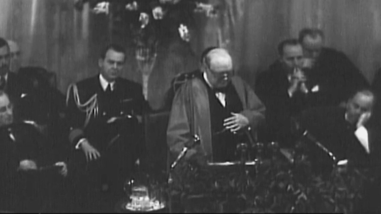 «Η καταστροφή θα μας συντρίψει όλους»: Η ομιλία του Τσόρτσιλ που ξεκίνησε τον Ψυχρό Πόλεμο πριν από 80 χρόνια