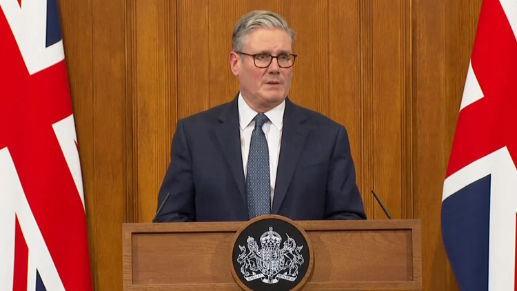 Στάρμερ: Η Βρετανία δεν θα εμπλακεί στον πόλεμο, έχουμε συγκροτήσει ομάδα 35 χωρών για την ασφαλή ναυσιπλοΐα στον Κόλπο