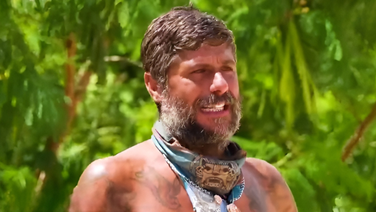 Δάκρυσε ο Μιχάλης Σηφάκης: Λείπω από το σπίτι μου από το 2007, δεν έχω εικόνες με την οικογένεια μου, με τον πατέρα μου εδώ κι έναν χρόνο ήρθαμε πιο κοντά