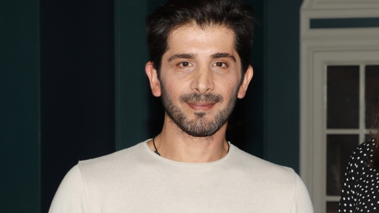 Χρήστος Σπανός: Έγινα ο μπαμπάς που θα ήθελα να έχω και τώρα θέλω να είμαι ο μπαμπάς που θέλει να έχει η κόρη μου