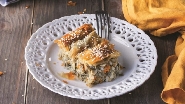 Πίτα με αγκινάρες και καρότα