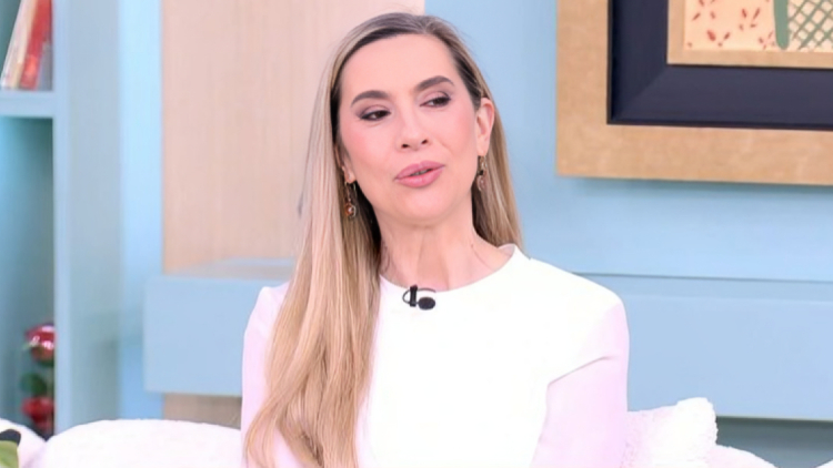 Βίκυ Βολιώτη: Ήμουν 16 ετών όταν έχασα τον μπαμπά μου, ήταν πολύ σκληρό