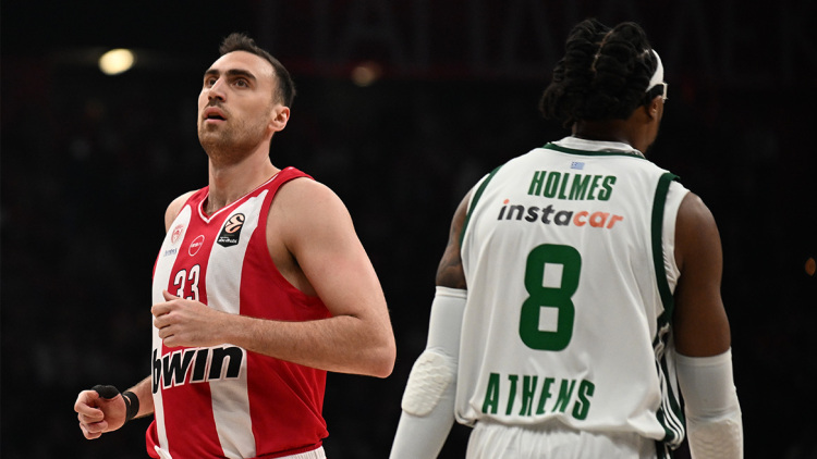 Ολυμπιακός - Παναθηναϊκός 8-9 (Α' περίοδος): Live η ευρωπαϊκή μάχη στο ΣΕΦ 