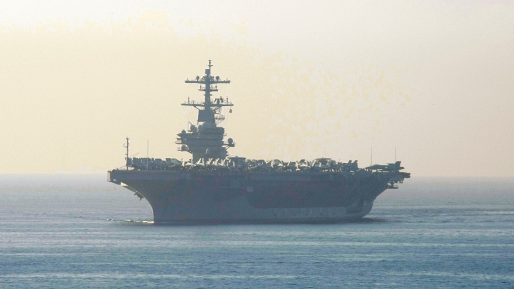 Οι ΗΠΑ στέλνουν και τρίτο αεροπλανοφόρο στη Μέση Ανατολή
