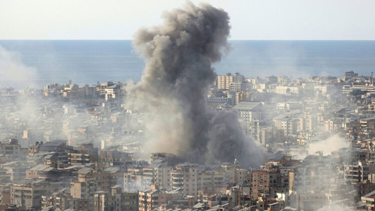 Εκρήξεις σε Ντουμπάι και τη Μανάμα, ζημιές σε αεροδρόμιο της Τεχεράνης - Οι εξελίξεις στον πόλεμο στη Μέση Ανατολή