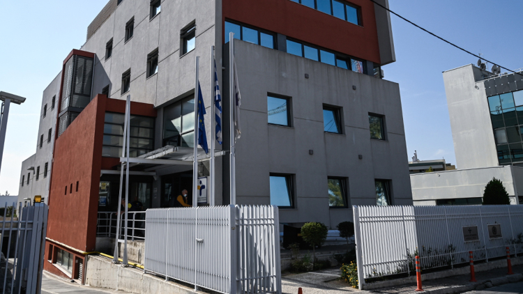 ΕΟΔΥ: Το παρασκήνιο πίσω από την παραίτηση του επιστημονικού συμβουλίου