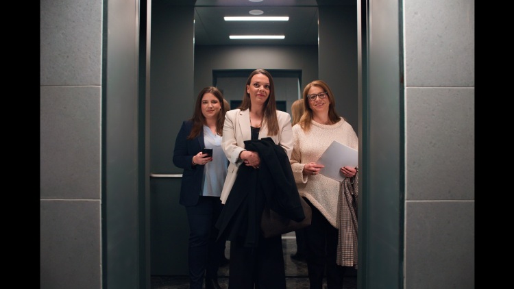 Μια μέρα στη ζωή κάθε γυναίκας που μας εμπνέει