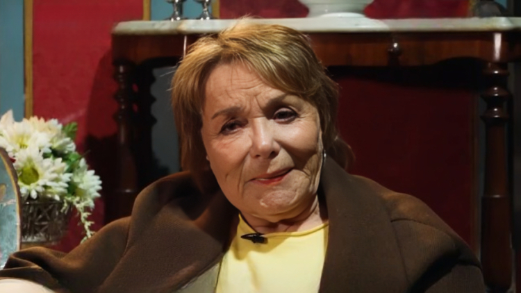 Μπέττυ Αρβανίτη: Αν αισθανθώ ότι δεν μπορώ να προσφέρω στο θέατρο, ασφαλώς και θα σταματήσω
