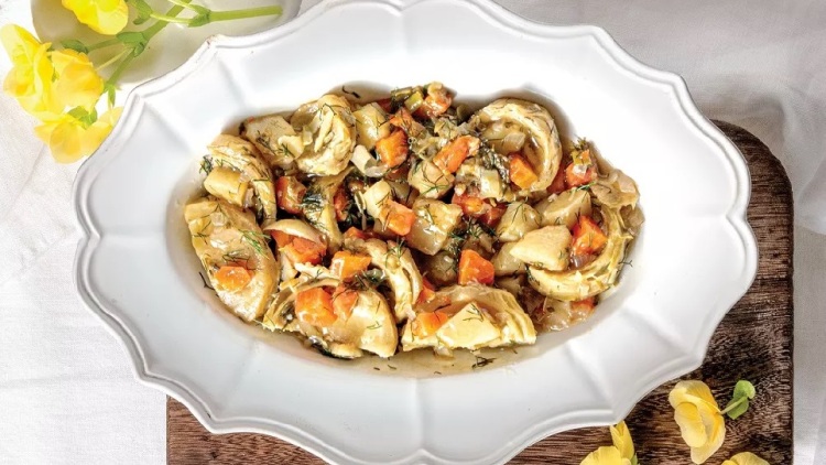 10 πεντανόστιμες σαρακοστιανές συνταγές για την κατσαρόλα