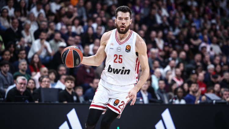 Παρί - Ολυμπιακός 53-59 (Β' περίοδος): «Βροχή» τα τρίποντα στο Παρίσι, σταθερό προβάδισμα για τους Πειραιώτες, Live 