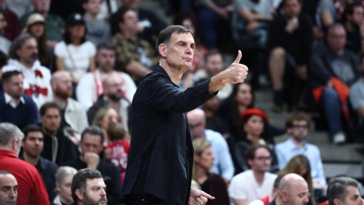 Αποθέωση Μπαρτζώκα μετά το διπλό στο Παρίσι: «Ευγνώμων για το ρόστερ και τους φιλάθλους μας»