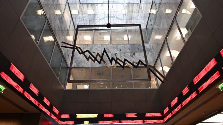 Χρηματιστήριο: Πτώση 2,4% λόγω Μέσης Ανατολής, βουτιά 4,7% για τις τράπεζες