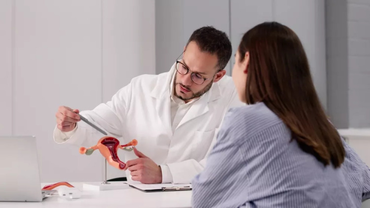 Καρκίνος ωοθηκών: Το νέο ευρωπαϊκό σχέδιο για να «αφοπλιστεί» η σιωπηλή απειλή – Με ελληνική σφραγίδα