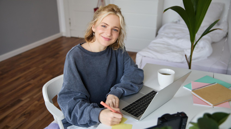 Σχεδόν οι μισοί Gen Z είναι έτοιμοι να παραιτηθούν από τη δουλειά τους
