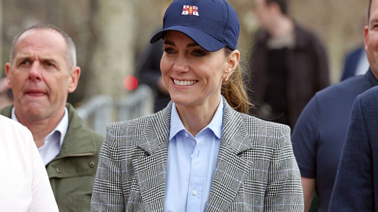 Η Kέιτ Μίντλετον επαναφέρει ένα από τα πιο χαρακτηριστικά look της πριγκίπισσας Νταϊάνα
