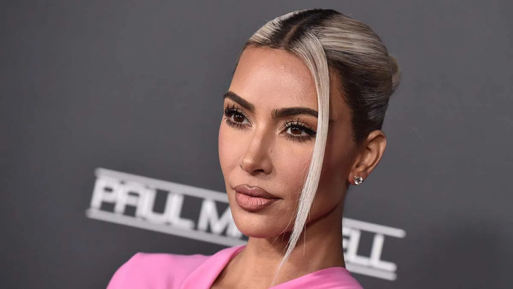 Το ενεργειακό ποτό που λάνσαρε η Κιμ Καρντάσιαν – Τι περιέχει