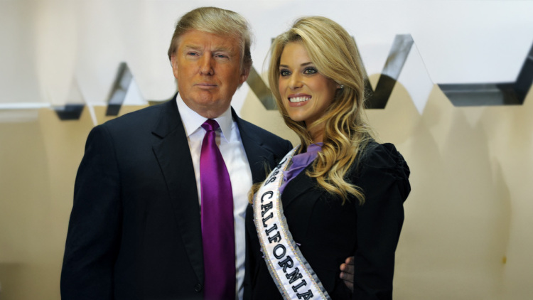 «Δεν σε αναγνωρίζω καν»: Η πρώην Μις Καλιφόρνια επιτίθεται με ανοιχτή επιστολή στον Τραμπ για τη στήριξή του στο Ισραήλ