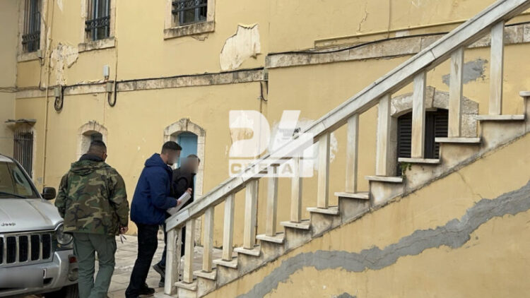 Στον εισαγγελέα ο Πολωνός που κατηγορείται για κατασκοπεία στη Σούδα