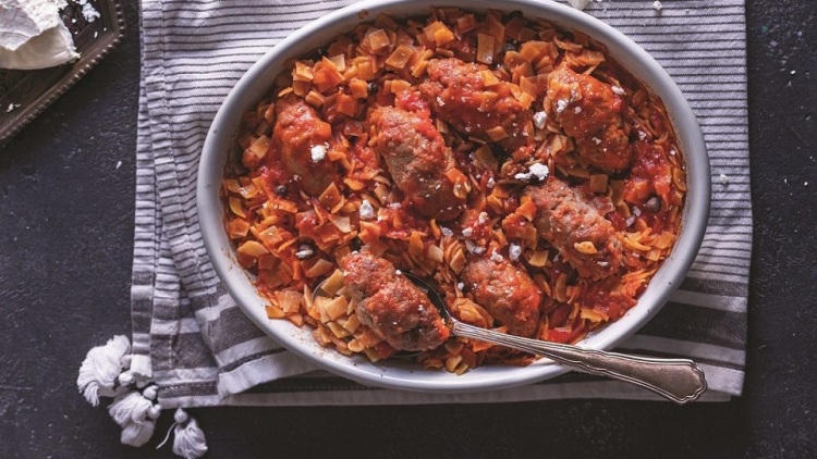 Η συνταγή της ημέρας: Σουτζουκάκια γιουβέτσι με χυλοπιτάκι. Το μενού της εβδομάδας (16/3-22/3)
