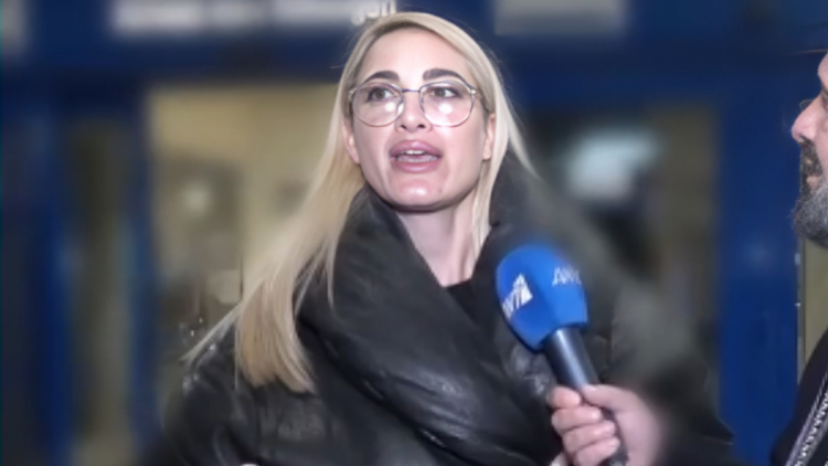 Ιωάννα Τούνη: Ο Χριστός και η Παναγία, όχι δεν είμαι έγκυος
