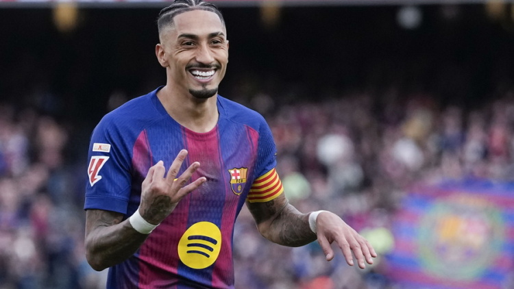 Η Μπαρτσελόνα «διέσυρε» 5-2 τη Σεβίλλη του Αλμέιδα με χατ τρικ του Ραφίνια, δείτε τα γκολ