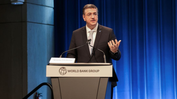 Τζιτζικώστας από Ουάσιγκτον: Σοκ στην παγκόσμια οικονομία αν συνεχιστεί η κρίση στα Στενά του Ορμούζ