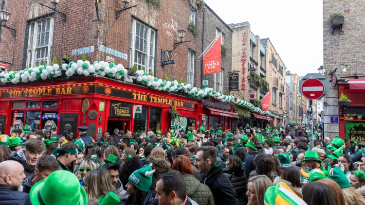 Στο Δουβλίνο με αφορμή την Ημέρα του Αγίου Πατρικίου: Ένας μικρός οδηγός εμπειριών