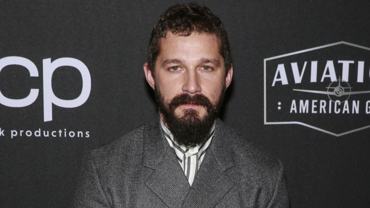 Αναστάτωση προκάλεσε ο Σάια ΛαΜπεφ σε ξενοδοχείο στην Ιταλία: Ζητούσε επίμονα σπίρτο ενώ φορούσε μόνο το εσώρουχό του