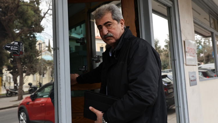 «Μπάστα πλέον»: Πυρά Πολάκη κατά Τσίπρα στην Πολιτική Γραμματεία του ΣΥΡΙΖΑ