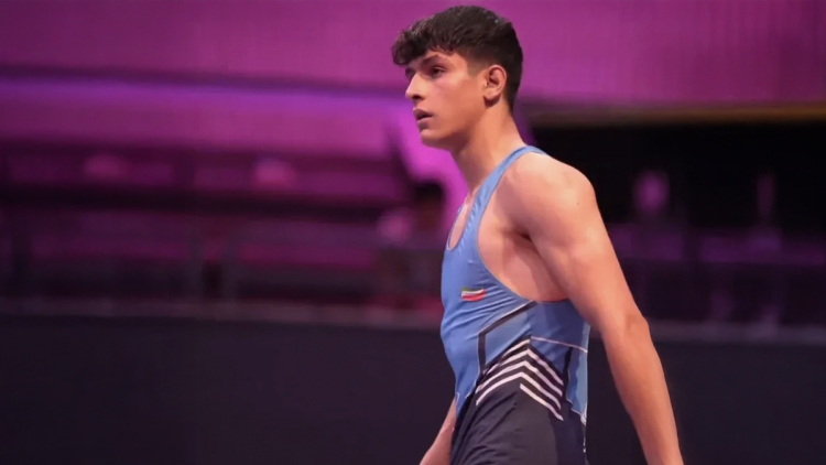 Το Ιράν κρέμασε 19χρονο παλαιστή που συμμετείχε στις διαδηλώσεις, καταγγελίες ότι τον βασάνισαν για να ομολογήσει «εχθρότητα προς τον Θεό»