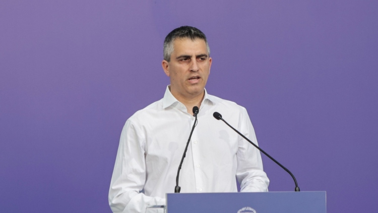 Δήμας: Η κυβέρνηση υλοποιεί ένα από τα μεγαλύτερα προγράμματα έργων, το 2026 έχουν προγραμματιστεί πόροι ύψους 2,36 δισ.