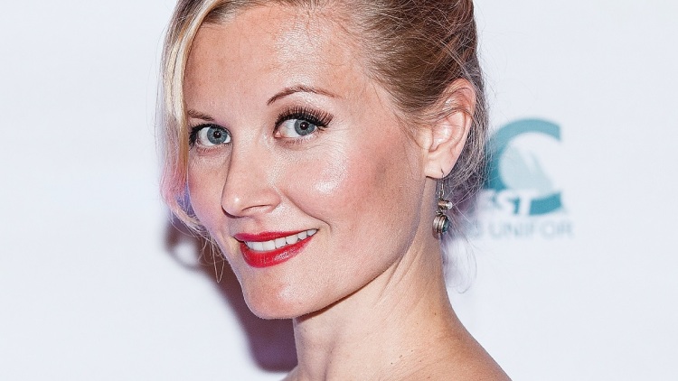 Ηθοποιός συνδεδεμένη με ρόλους σε τηλεοπτικές σειρές τρόμου πέθανε στα 51 της από επιπλοκές του καρκίνου