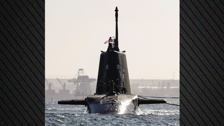 Ελεύθερος ο Ιρανός που κατηγορείται ότι επιχείρησε να μπει σε βάση πυρηνικών υποβρυχίων στην Σκωτία, βίντεο