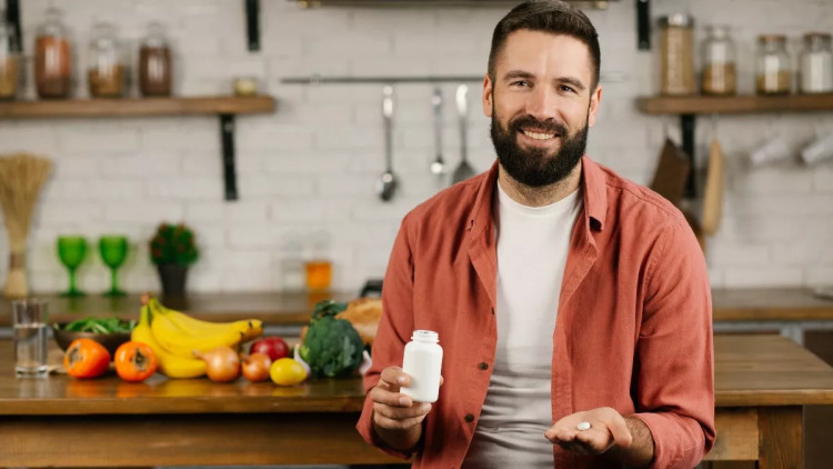 Να πάρω βιταμίνη C για το κρυολόγημα και την πίεση; Όλες οι απαντήσεις