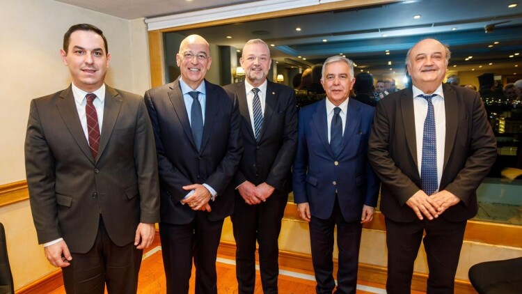 Δένδιας: Πρωτοφανής η ανάπτυξη της Ελλάδας εκτός των συνόρων της 