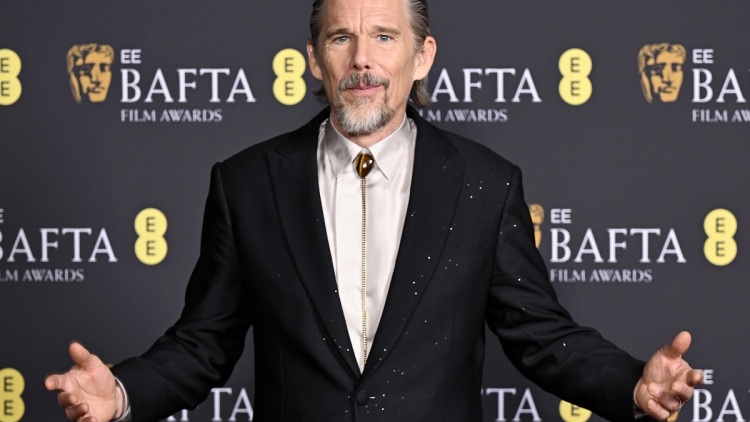 Αν ζείτε έναν έρωτα χωρίς ανταπόκριση, η συμβουλή του Ίθαν Χοκ θα σας κάνει να νιώσετε καλύτερα