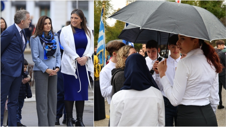25η Μαρτίου: Μαθητική παρέλαση υπό βροχή στο κέντρο της Αθηνας, ποιοι πολιτικοί δίνουν το παρών, δείτε εικόνες