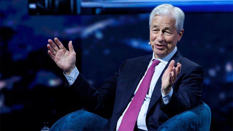 Τζέιμι Ντίμον: O τραπεζίτης που νίκησε τις κρίσεις και έχτισε έναν κολοσσό