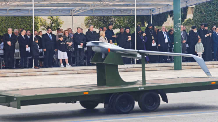 Έλαμψαν τα drones στην παρέλαση της 25ης Μαρτίου που αναβαθμίζουν τις δυνατότητες των Ενόπλων Δυνάμεων, δείτε βίντεο