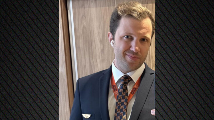 «Το παιδί μας χάθηκε»: Σπαρακτικό το αντίο της μητέρας του 34χρονου δύτη που έχασε τη ζωή του στο Πηγάδι του Διαβόλου
