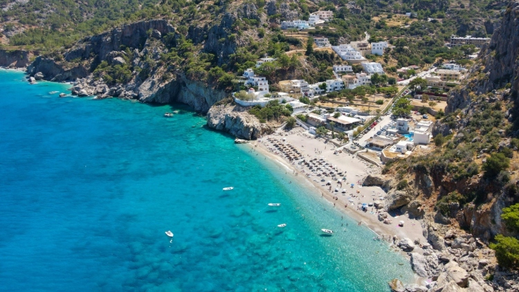 Το νησί αουσάιντερ της Ελλάδας που θεωρείται ένας από τους πιο ανερχόμενους και «μυστικούς» ευρωπαϊκούς προορισμούς