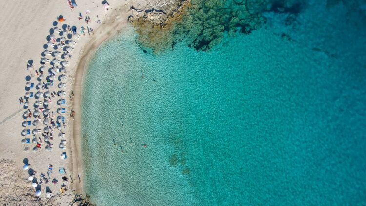 Το ελληνικό νησί που αναδείχθηκε από το γερμανικό Esquire ως ο πιο μυστικός ονειρεμένος προορισμός στην Ευρώπη
